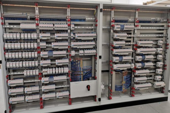 Porque são essenciais quadros elétricos de elevada qualidade nos edifícios modernos